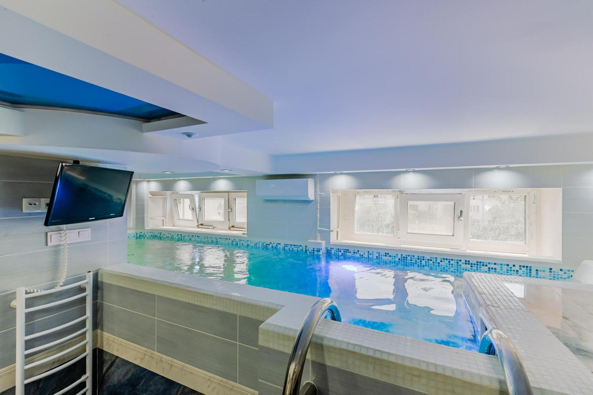 קייב Luxury Apartment With Pool And Hammam מראה חיצוני תמונה